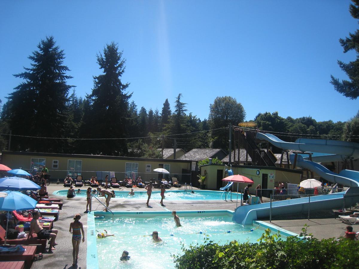 Riverside Resort & Rv Park Qualicum Beach Dış mekan fotoğraf